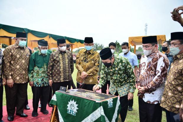 Gubernur Riau Resmikan Pondok Pesantren Muhammadiyah Boarding School Ahmad Dahlan Gobah