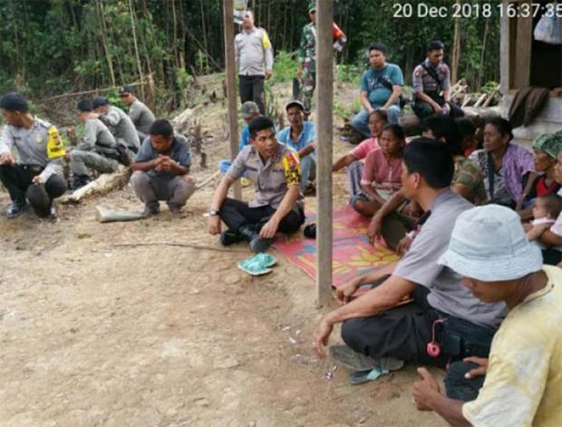 Pascabentrok Sebabkan 5 Orang Terluka, Masyarakat Dusun IV Rakitkulim Indragiri Hulu dan Sekuriti Perusahaan Sawit Berdamai