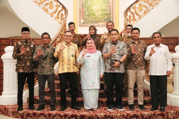 Bupati Bengkalis Kasmarni Siap Sukseskan Program Peralihan ke TV Digital