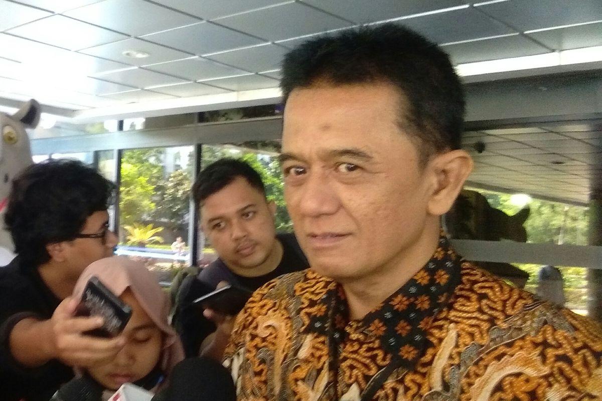 <b>Mantan Pimpinan KPK Sebut Penjual Pecel Lele di Trotoar Bisa Terjerat Korupsi</b>