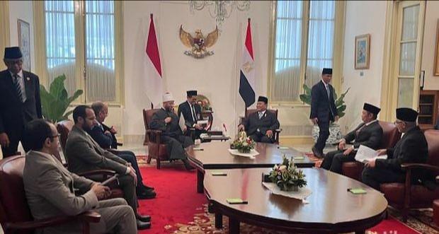 <b>Dua Hari Pascadilantik, Presiden Prabowo Subianto Terima Tamu Utusan Khusus Dua Negara Sahabat</b>