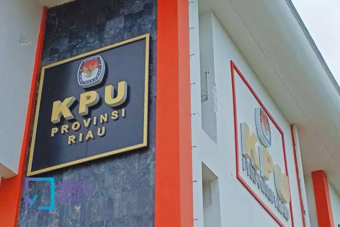 KPU RI Umumkan 5 Calon Terpilih KPU Riau Periode 2024-2029, Ada Nama Rusidi Rusdan dan Supriyanto