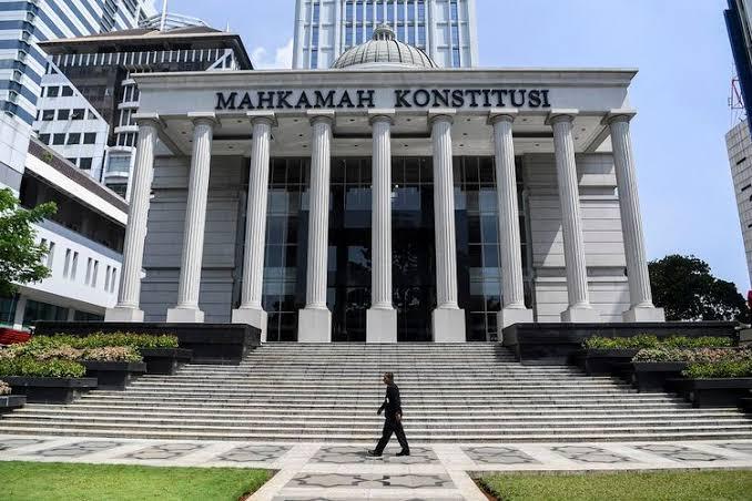 Calon DPD RI Dapil Riau Edwin Pratama Putra & Alpasirin Gugat Hasil Pemilu ke MK