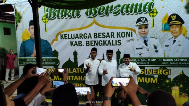 Berbuka Puasa Jadi Momen Ketua KONI Berikan Arahan agar Bengkalis Juara Umum Porprov X Riau