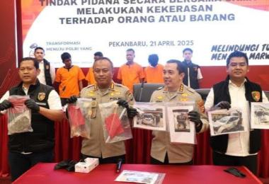 bkeributan-di-depan-markas-polsek-di-kota-pekanbaru-ternyata-perselisihan-antara-dua-kelompok-idebt