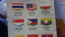 protes-bendera-indonesia-terbalik-pada-buku-panduan-penyelenggaraan-sea-games-massa-di-pekanbaru