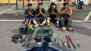 bberaksi-di-71-tkp-hingga-pekanbaru-komplotan-curanmor-dibekuk-polisib