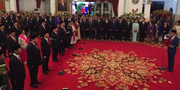Menteri Kabinet Indonesia Maju Resmi Dilantik dan Diminta Rajin Turun ke Lapangan, Jokowi: Yang Tak Serius Bekerja Saya Copot!