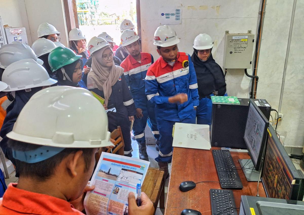 Berkunjung ke Area Operasi PHR, Mahasiswa Migas Center UIR Belajar Langsung dari Ahlinya