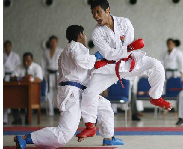 Mei, Atlet Karate Riau Digembleng Pelatih Nasional