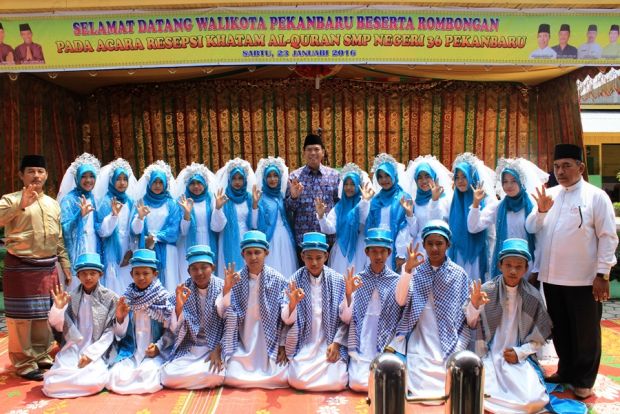 Pesan Wali Kota Pekanbaru kepada Pelajar SMPN 36: Tak Hanya Sekadar Dibaca, Jadikan Alquran Sumber Ilmu Pengetahuan
