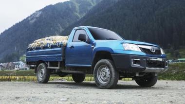 brencana-agrinas-impor-105000-mobil-pikap-dari-india-bisa-matikan-industri-otomotif-dalam-negerib