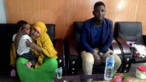 Satu Keluarga Asal Somalia Ditangkap dari Atas Kapal Jelatik di Selatpanjang Kepulauan Meranti, Mereka Akan Dibawa oleh Seseorang ke Pekanbaru