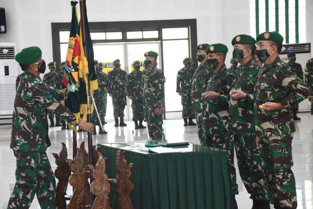 Jabatan Danrem 031/Wirabima Disertijab di Medan, Kolonel Syech Ismed Resmi Bertugas di Tanah Kelahiran