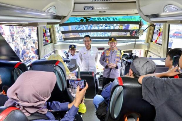 Kinerja Kapolri dan Jajarannya Diacungi Jempol, Berhasil Lancarkan Arus Mudik Lebaran Idul Fitri!