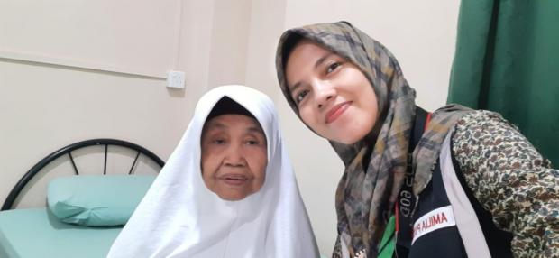 Merantau ke Kepri pada 1963, Nenek Berusia 87 Tahun Ini Jadi Jemaah Calon Haji Tertua Kloter 1 Embarkasi Batam