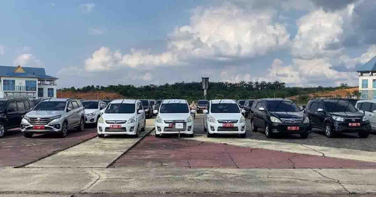 <b>Dari 500 Unit, 200 Mobil Dinas Pemkot Pekanbaru belum Dikembalikan</b>