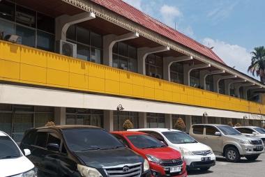bkejaksaan-geledah-kantor-dinas-pendidikan-riaub