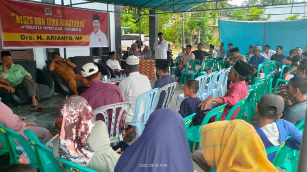 Anggota DPRD Bengkalis Arianto Sambangi Konstituen di Dusun Kampungparit