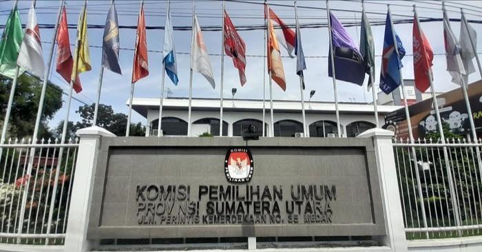 <b>KPU Sumut Ikuti Putusan MK, Calon Gubernur Minimal Kantongi 7,5 Persen Suara Sah Parpol</b>