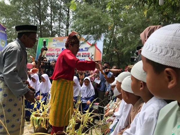 Mandi Safar, Tradisi Berusia 30 Tahun di Bengkalis Bisa Menjadi Pemikat Destinasi Wisata Riau