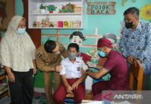 35-persen-anak-usia-611-tahun-di-pekanbaru-harus-belajar-daring-karena-tak-vaksin