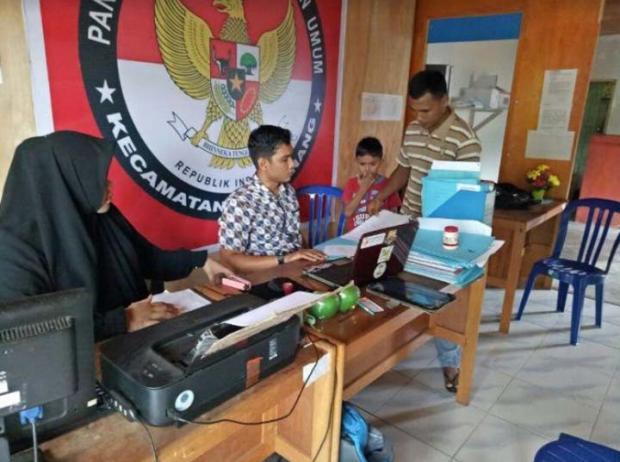 Warga Kampar yang Minat Jadi Pengawas TPS Pilgubri 2018 Sudah Bisa Daftar dan Ambil Formulir di Sekretariat Panwaslu Kecamatan