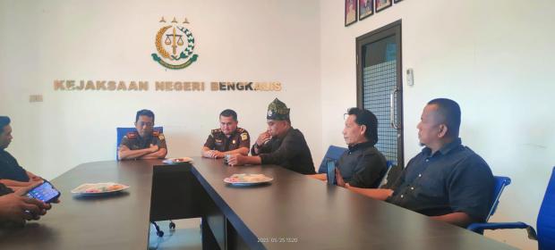 Laskar Hulubalang Melayu Bersatu Datangi Kantor Kejari Bengkalis, Ada Apa?
