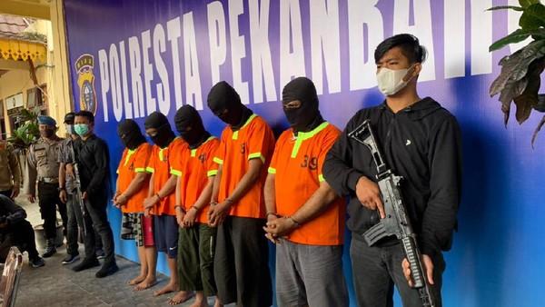 5 Penumpang Pesawat Rute Pekanbaru-Jakarta Kedapatan Palsukan Tes PCR