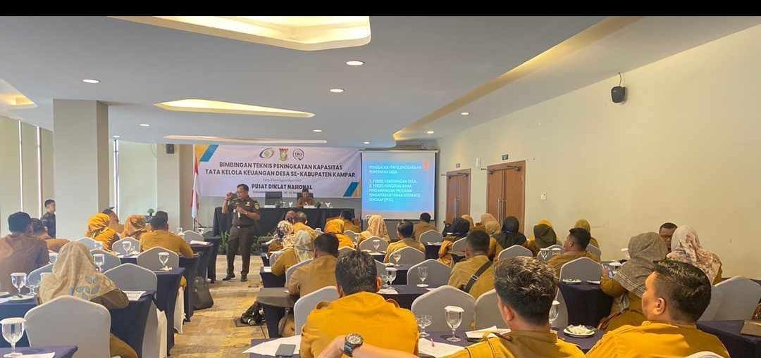 Tingkatkan Kompetensi, Puluhan Aparatur Desa di Kampar Ikuti Bimtek dan Studi Banding