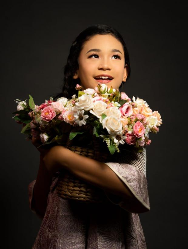 Siap-Siap Menuju <i>Indonesian Girl Junior</i> di Jakarta, Ayo Mengenal Berlyn si ”Putri Cilik Kebudayaan Riau 2020”