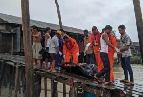 Mujiono yang Hilang di Perairan Pulau Halangmuka Rohil Ditemukan 2 Kilometer dari Lokasi Tenggelam