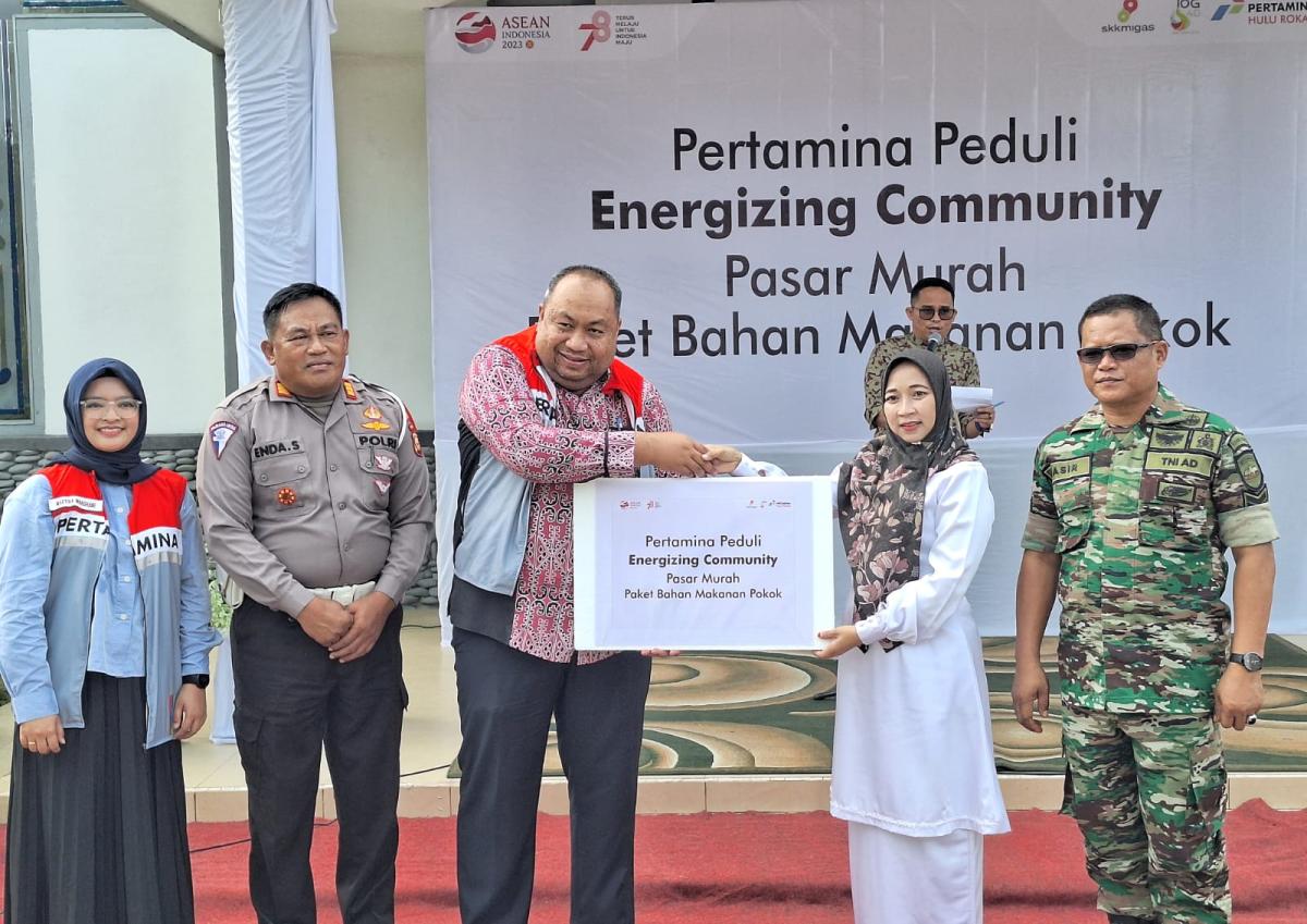 Bantu Kebutuhan Pokok Masyarakat, PHR Salurkan 700 Paket Sembako Murah di Minas
