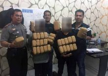 pelajar-aceh-coba-selundupkan-30-kilogram-ganja-ke-pekanbaru-paketnya-ditimpa-dengan-buah-langsat