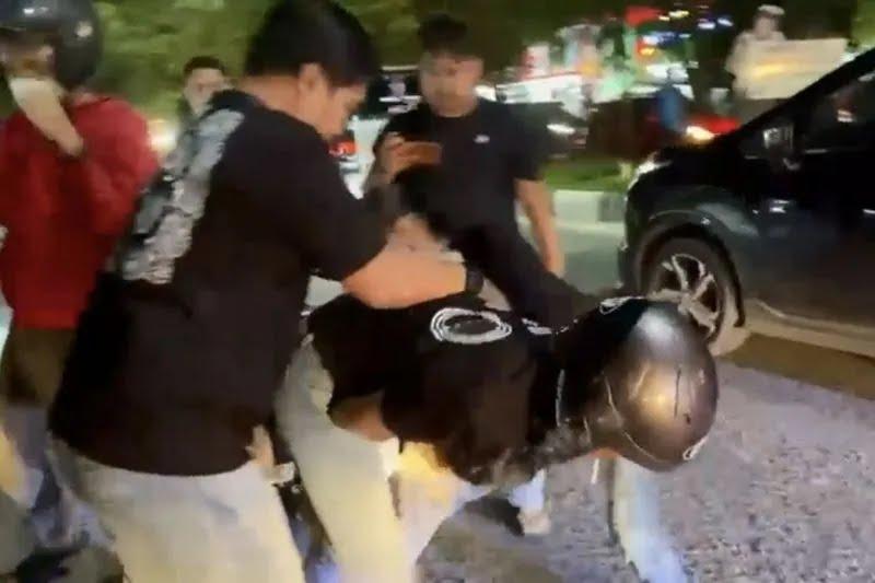 Oknum Mahasiswa Semester 8 di Pekanbaru Dibekuk Polisi, Diduga Terlibat Peredaran Ribuan Ekstasi