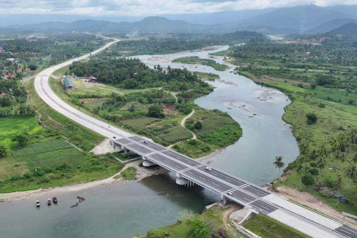 <b>Gratis, Jalan Tol Pertama di Sumbar Bisa Dilintasi Mulai 28 Mei</b>