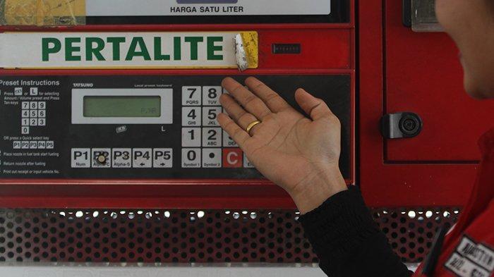 <b>50 Motor dan Mobil Ini Dilarang Isi BBM Pertalite di SPBU Pertamina, Aturan Baru Pemerintah</b>