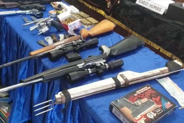 Senjata Laras Panjang dan 668 Peluru Ditemukan di Rumah Bandar Narkoba Antarnegara yang Ditembak Mati di Pekanbaru