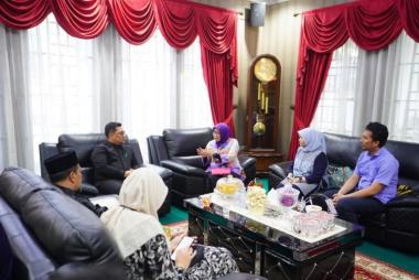 btekan-warga-berobat-ke-malaysia-dan-singapura-rsup-pekanbaru-disiapkan-jadi-pusat-wisata-medis