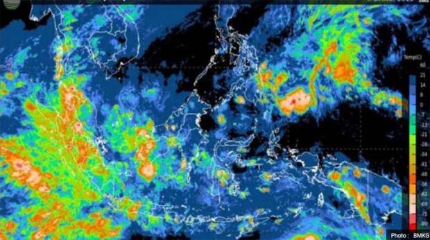 Riau dan Sejumlah Daerah Diprediksi Alami Cuaca Buruk 3 Hari ke Depan