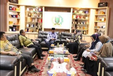 bk-dprd-riau-lakukan-kunjungan-insidentil-ke-dprd-dumai