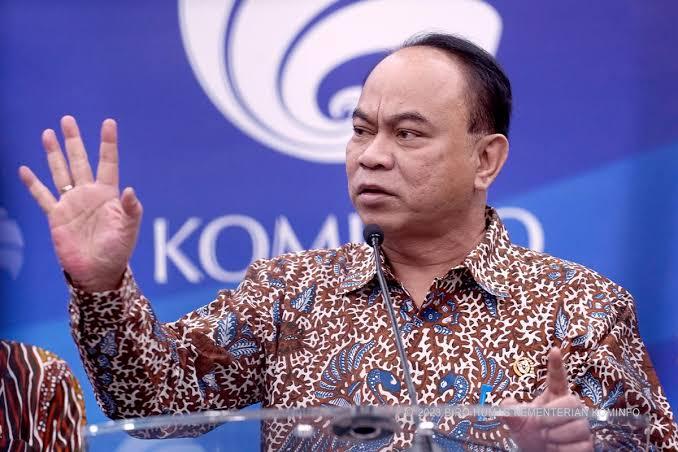 Tak Mau Ada Korban Lagi seperti di Jakarta, Menteri Kominfo Beri Atensi Semrawutnya Pemasangan Kabel di Pekanbaru