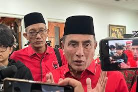 <b>Pilih Hasan Basri Sagala Jadi Pendamping, Edy Rahmayadi Minta Pendukungnya Berani, Jangan Takut !!</b>