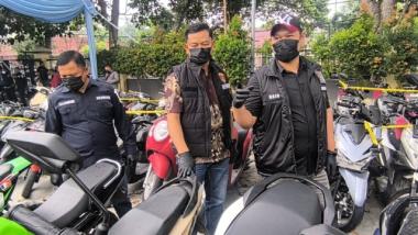 bsindikat-curanmor-yang-beraksi-di-pekanbarukampar-ditangkap-polisi-penadahnya-diringkus-di-pasaman