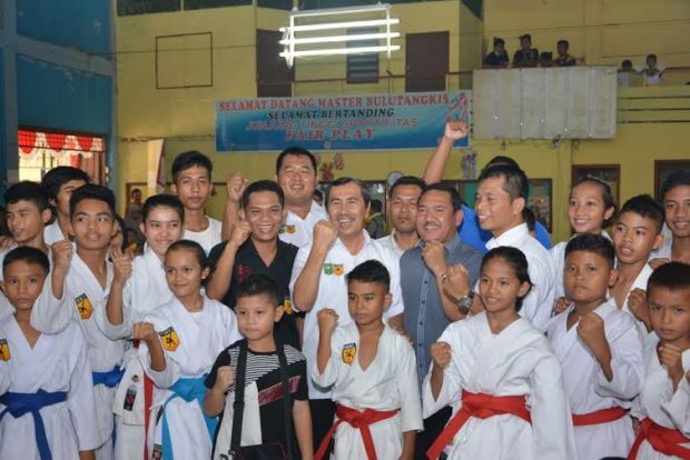 245 Karateka Berlaga di Kejurkab Forki Siak 2015, Bupati Syamsuar: Menang Bukan Target Utama, Sportivitas dan Kebersamaan di Atas Segalanya