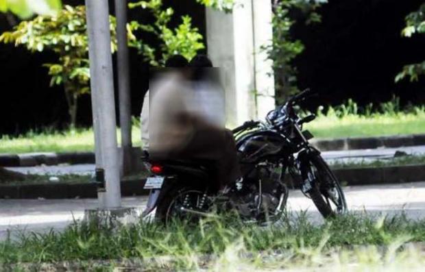 Asyik Pacaran di Atas Sepeda Motor, Pasangan Kekasih Malah Kena Begal Motor di Pasirpenyu Indragiri Hulu