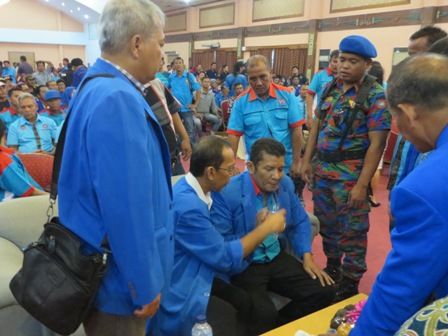 Hendak Melantik Pengurus FSPTI Riau, Ketua Umum DPP Tiba-tiba Tumbang di atas Podium