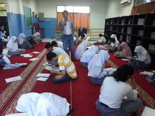 Seratusan Lulusan SMA/SMK se-Kabupaten Siak Antusias Ikuti <i>Try Out</i> Seleksi Calon Penerima Bantuan Dana Pendidikan