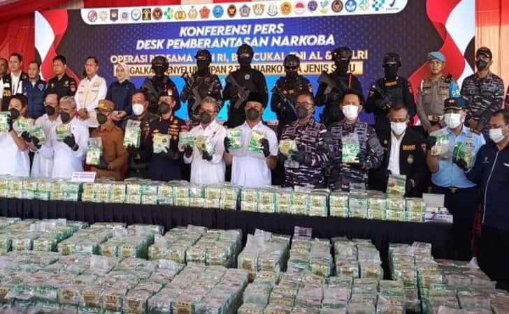 <b>Upah Rp75 Juta per Trip Bikin 4 WNI Tergiur Selundupkan 2 Ton Sabu di Asia Tenggara</b>