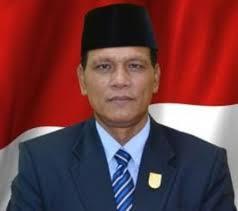 <b>Ketua DPRD Kuantan Singingi Periode 2009-2014 Jadi Tersangka Dugaan Korupsi Proyek Pembebasan Lahan dan Pembangunan Hotel</b>